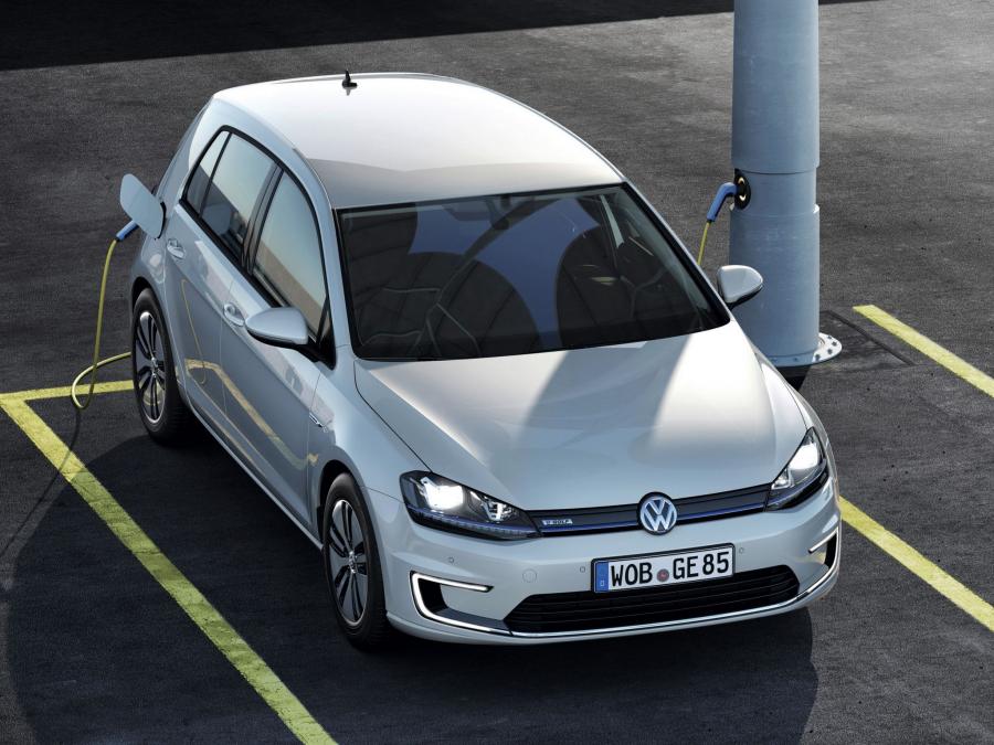  Volkswagen e-Golf 2013 года  (фото 22 из 24)